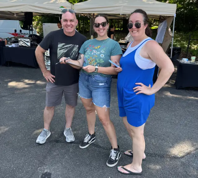 Private lake community in Wayne NJ surrounded by trees